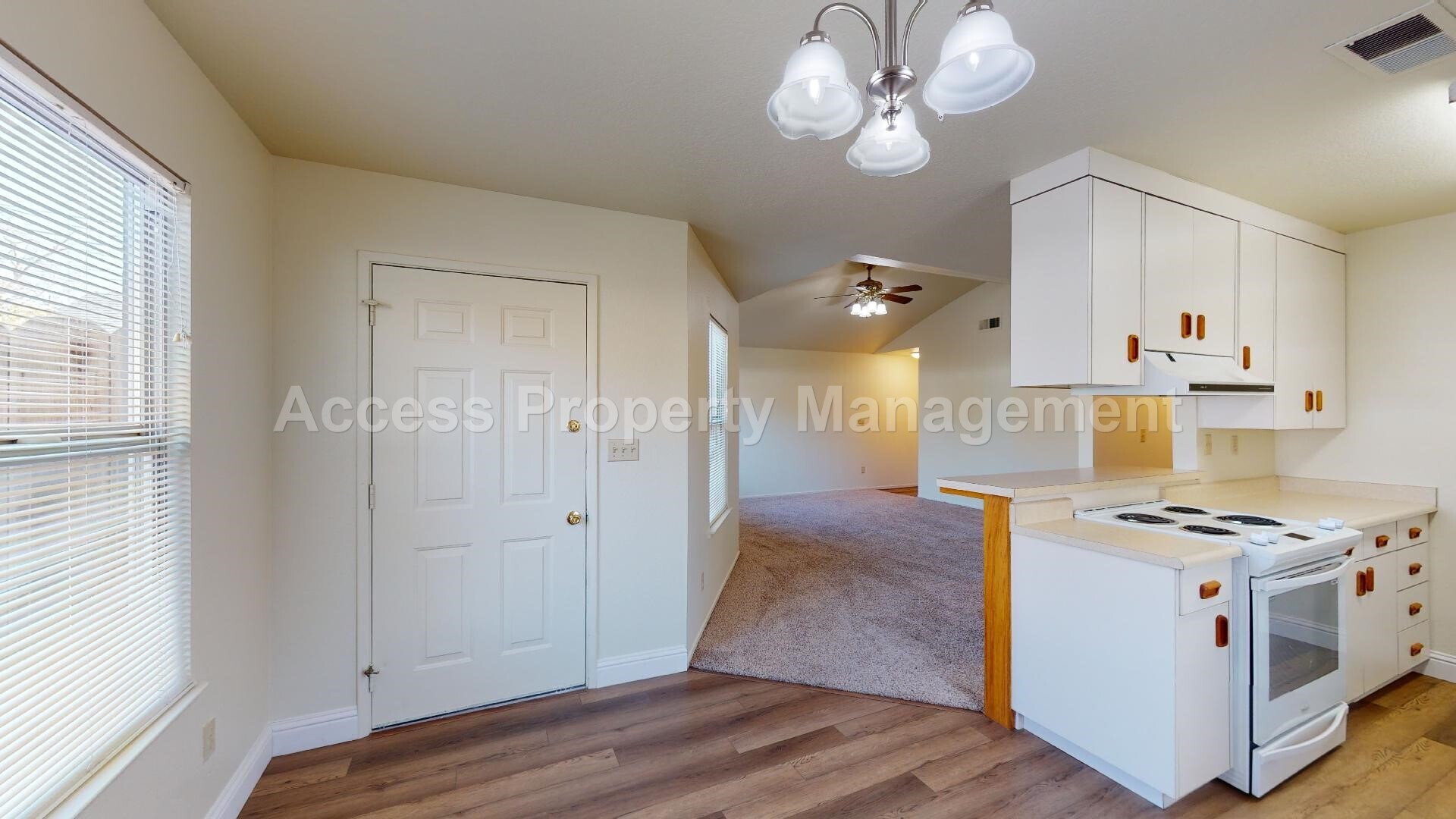 Building Photo - 1317 Myrtle St