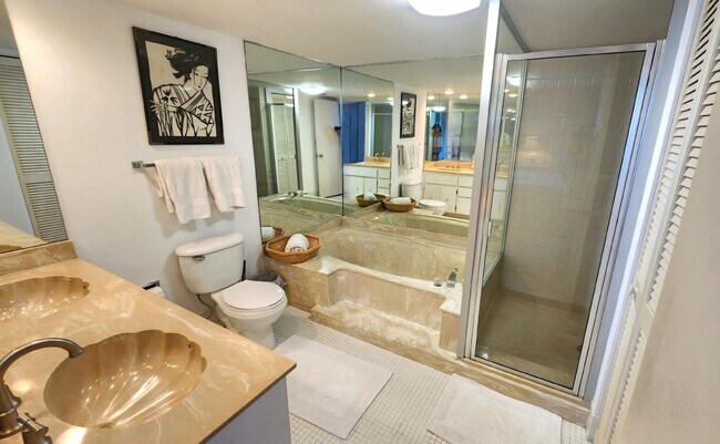 Building Photo - 5510 N Ocean Dr