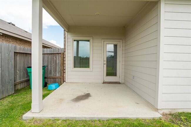 Building Photo - 21003 Seneca Willow Wy