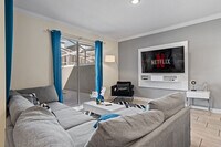 Building Photo - 1216 Challenge Dr