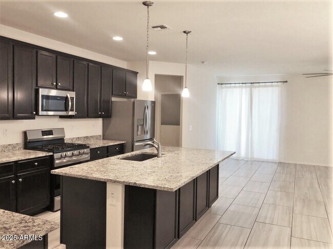 Building Photo - 12220 W Hide Trail