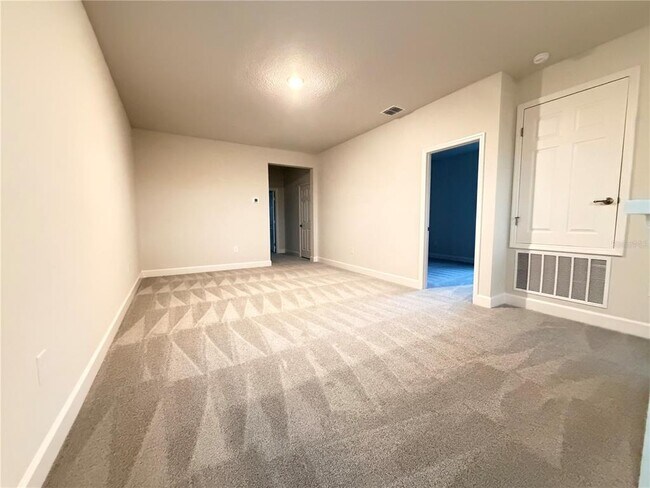 Building Photo - 201 Station Ln