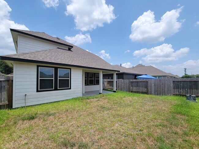 Building Photo - 10423 Astor Pt Trl