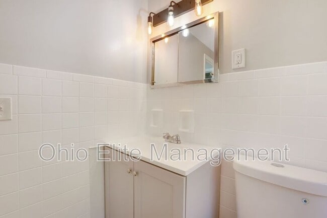 Building Photo - 1029 Binns Blvd