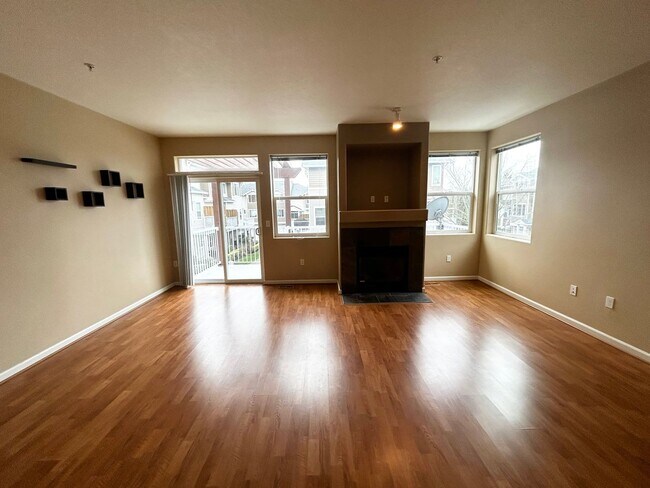 Building Photo - 8720 SW 147th Terrace
