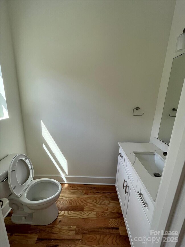 Building Photo - 1608 Julia Maulden Pl