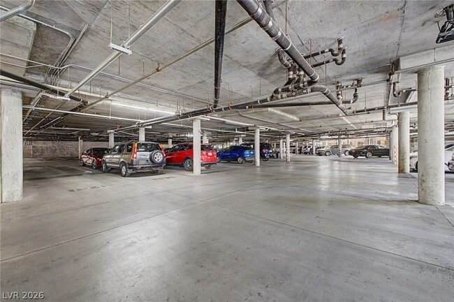 Building Photo - 260 E Flamingo Rd