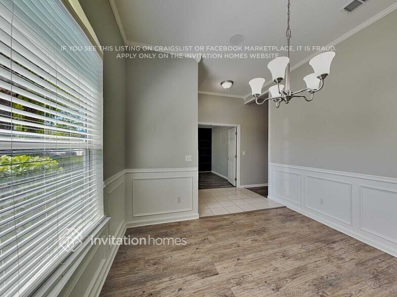 Building Photo - 557 Sparrow Branch Cir