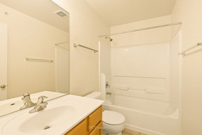 Building Photo - 1463 Yellowstone Dr