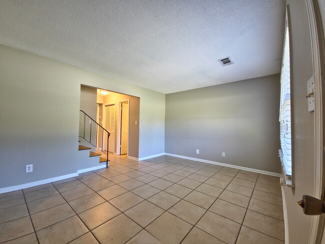 Building Photo - 1001 Morningside Dr