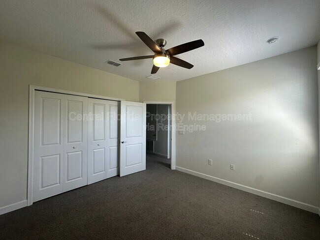 Building Photo - 8501 Arcadia Ln