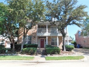 Building Photo - 4400 Ballymena Dr