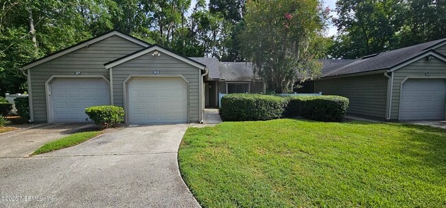 Building Photo - 7610 Baymeadows Cir W