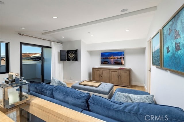 Building Photo - 130 S Bay Front