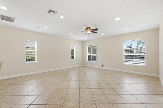 Building Photo - 3205 King George Dr
