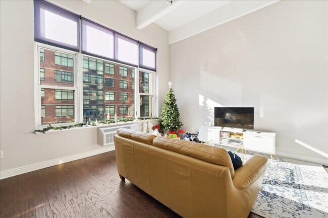 Building Photo - 1500 Hudson St