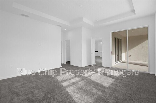 Building Photo - 2025 Shaggy Fisher Dr