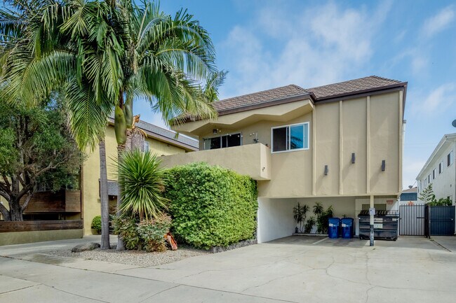 Front View - 12726 Caswell Ave