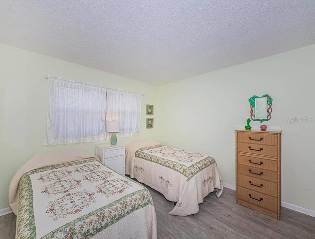 Building Photo - 6294 Bahia Del Mar Cir N