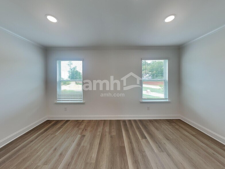 Building Photo - 1019 Bevington Dr