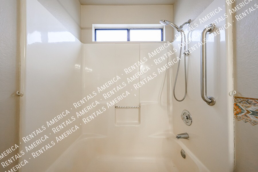 Building Photo - 2720 Leisure World