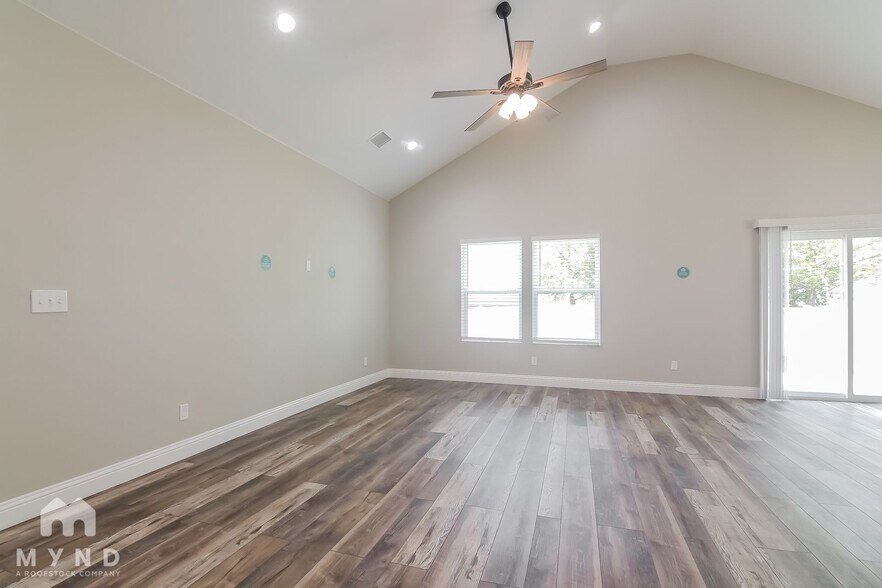 Building Photo - 3104 Rockwell Ln