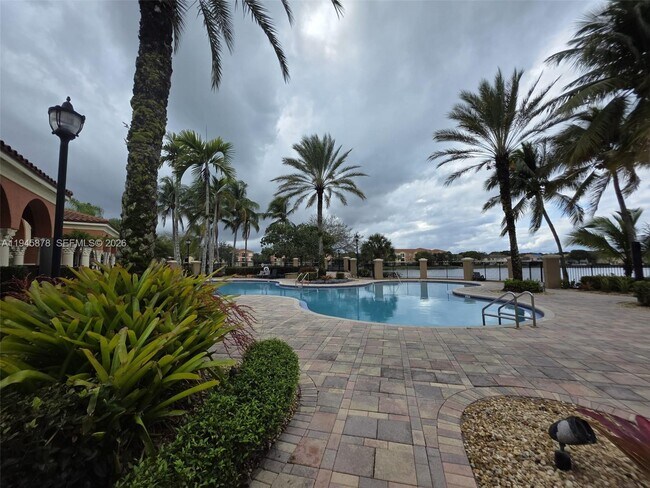 Building Photo - 4402 SW 160th Ave