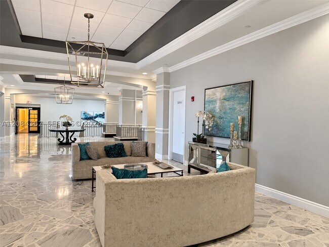 Building Photo - 2501 S Ocean Dr