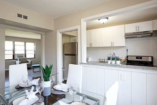 Interior Photo - Wayne Gardens Apartments