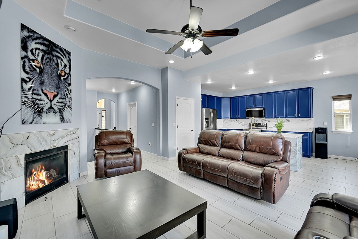 Building Photo - 6829 Juniper Ct