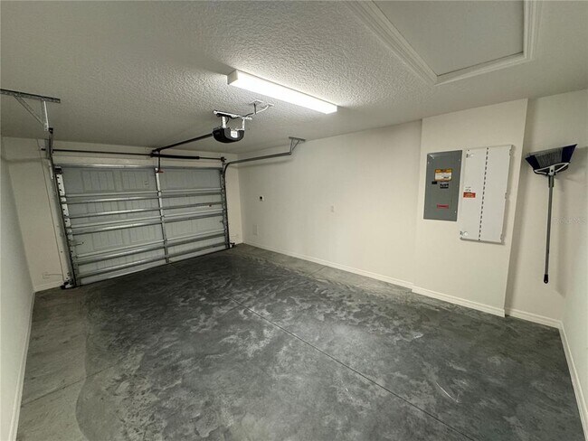 Building Photo - 7715 Guarino Ln