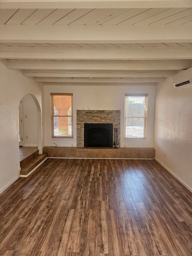 Building Photo - 1379 Borrego Pass