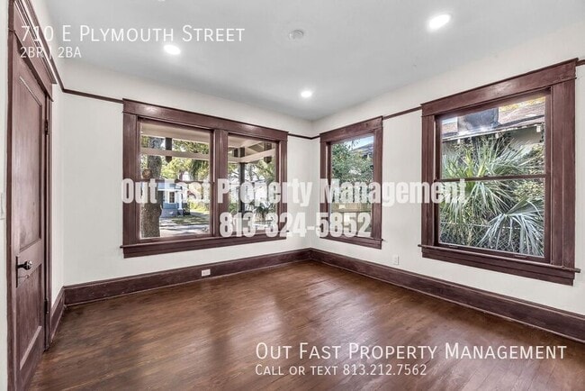 Building Photo - 710 E Plymouth St