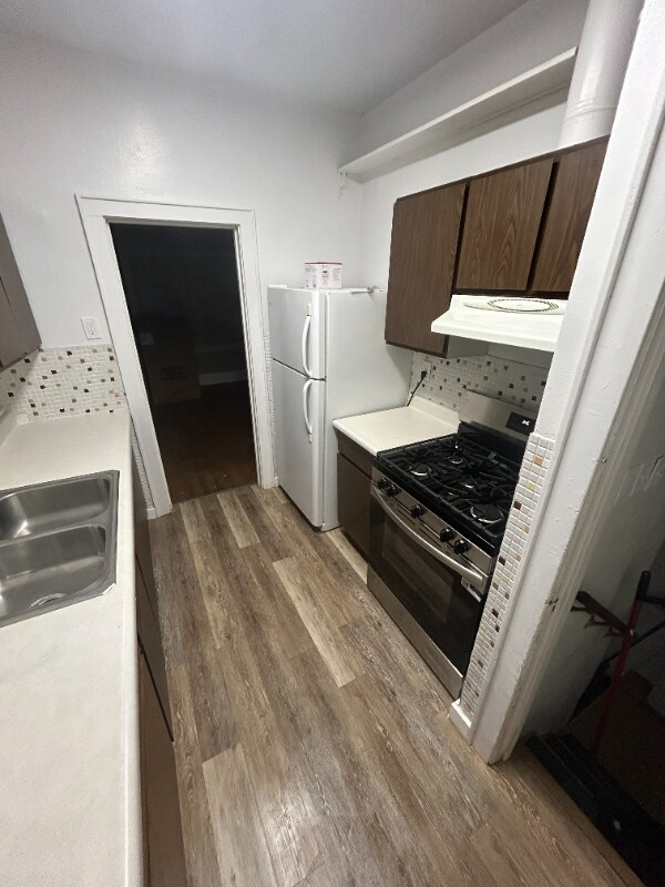 Building Photo - 3238 Ridgeway Ave