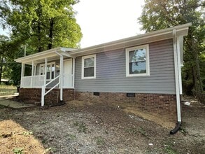 Building Photo - 908 S Josephine Boyd St