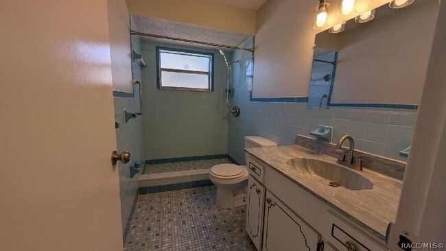 Building Photo - 1234 NE 2nd St