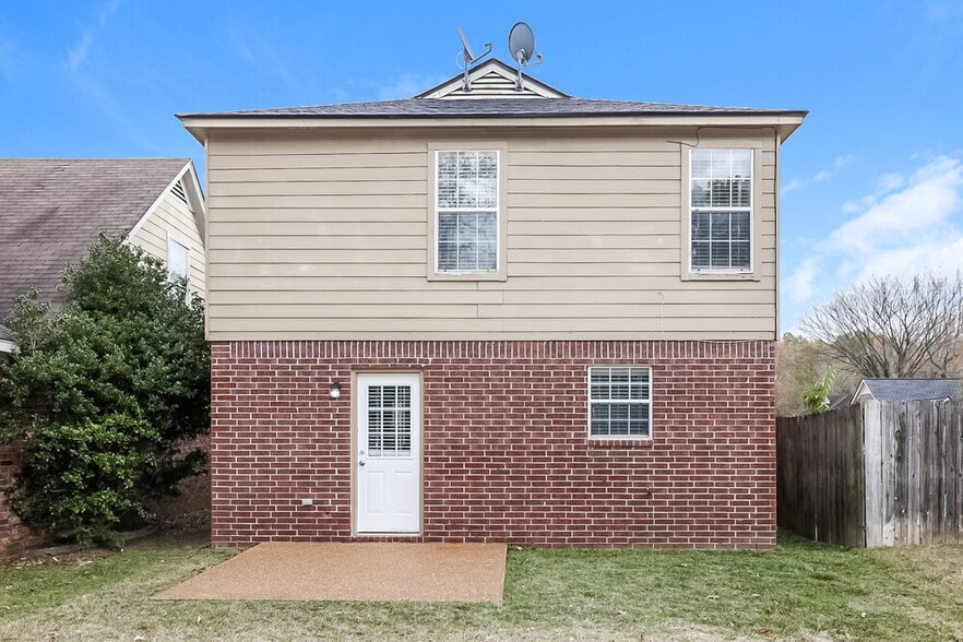 Building Photo - 1209 Calebs Ridge Dr