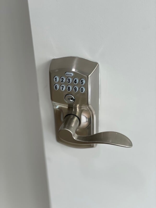 Safety first - 11025 Kittridge St