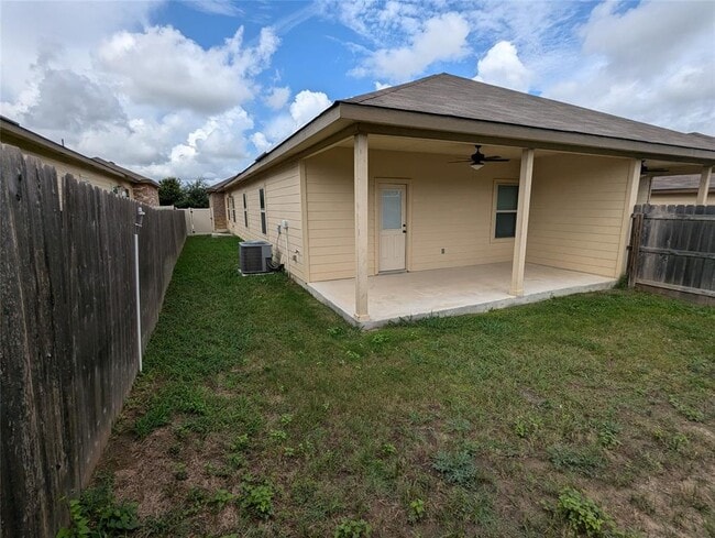 Building Photo - 339 Emma Dr