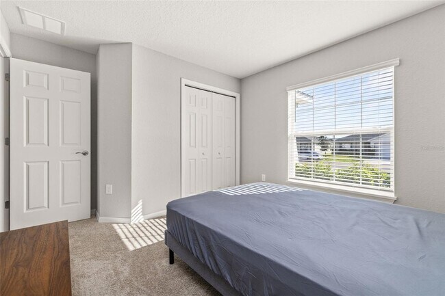 Building Photo - 1750 Daystar Dr