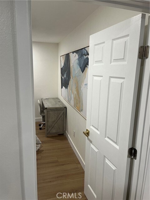 Building Photo - 345 Avocado St