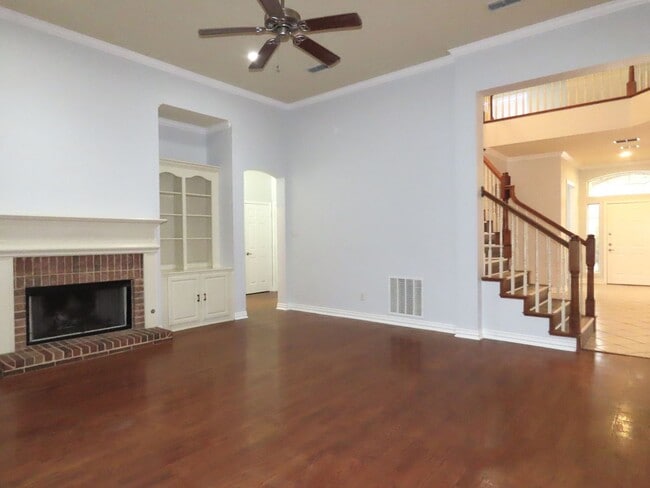 Building Photo - Coming Soon!! South Tyler, Stunning 4 Bedroom. 3.5 Downstairs Master Suite!!
