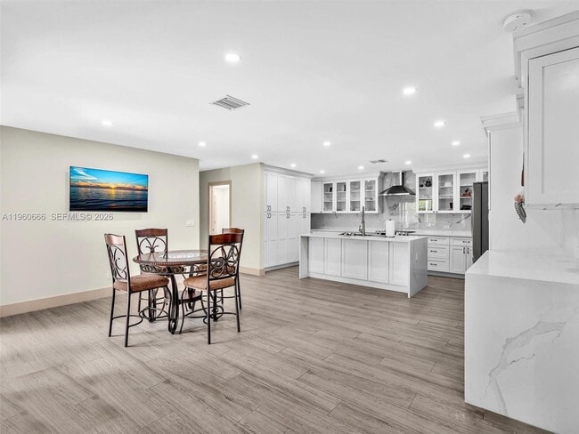 Building Photo - 9960 NW 23rd St