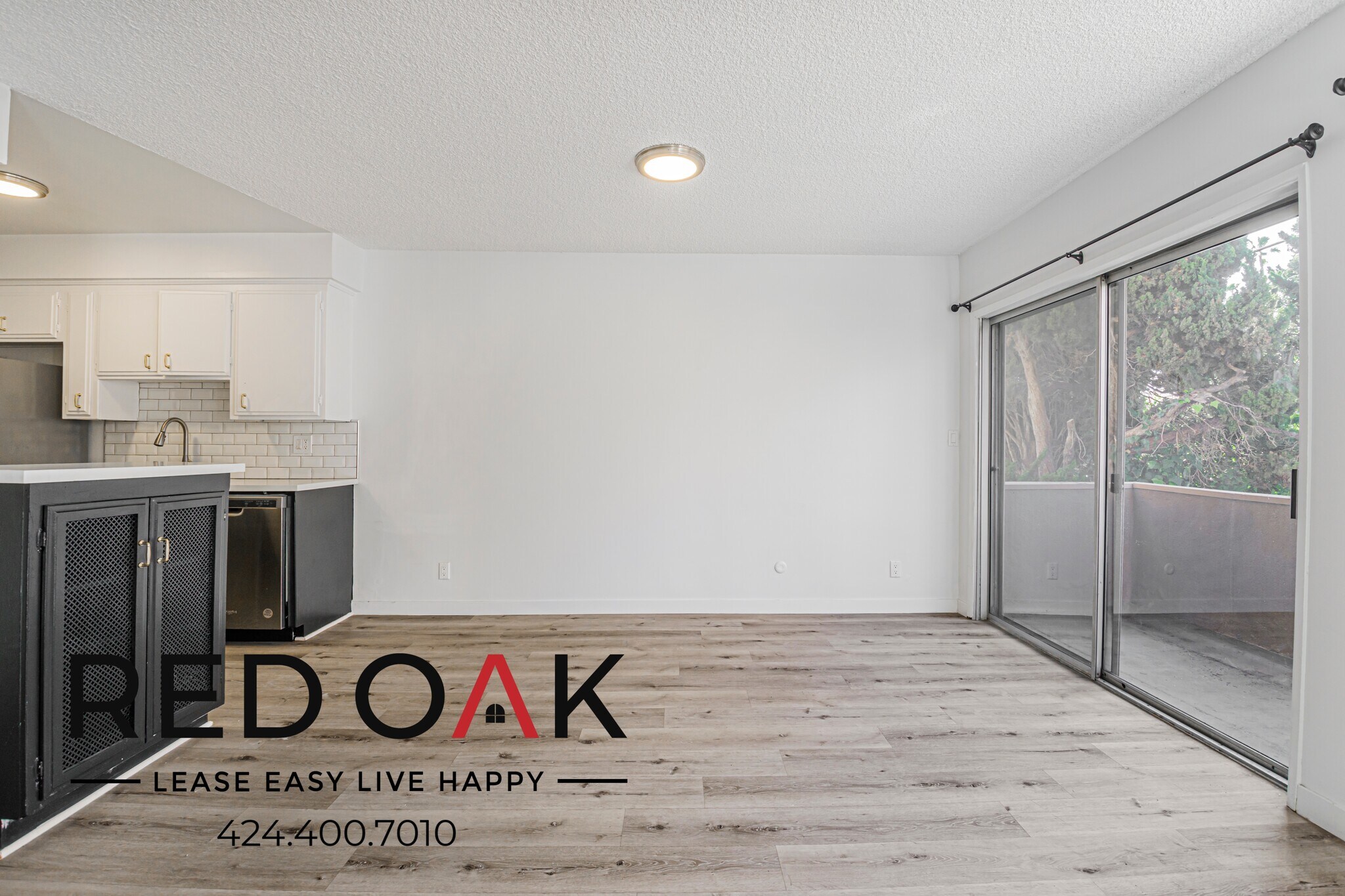 Building Photo - 2065 Rodney Dr