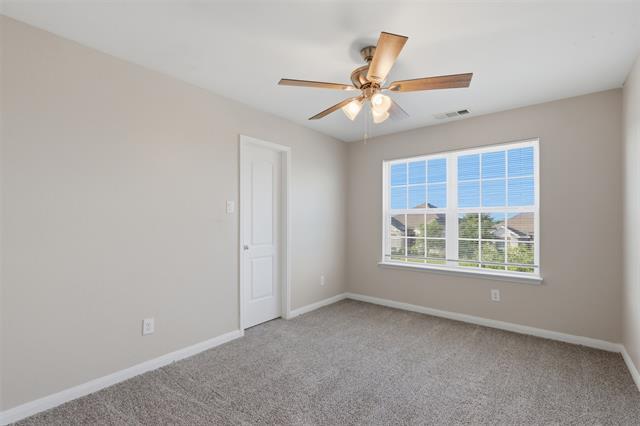 Building Photo - 2136 Mulberry Dr