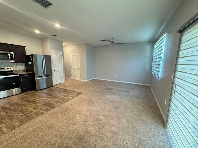 Building Photo - Your Dream Home Awaits in the Heart of Dav...