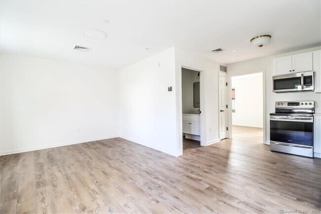 Building Photo - 80 South St