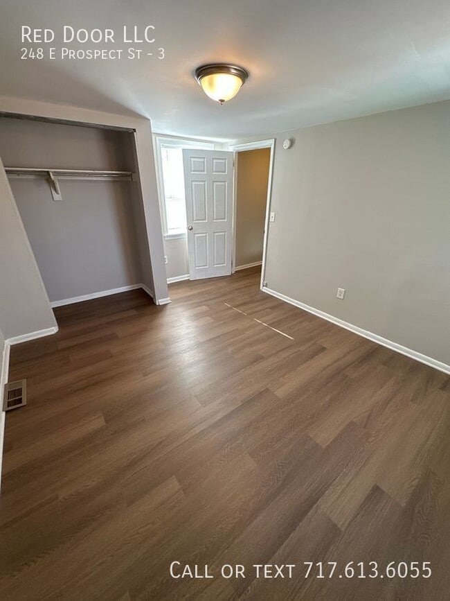 Building Photo - 248 E Prospect St