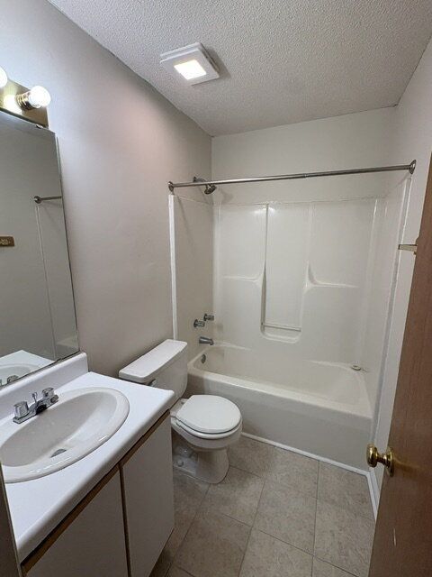 Building Photo - 4134 Bridge Ct