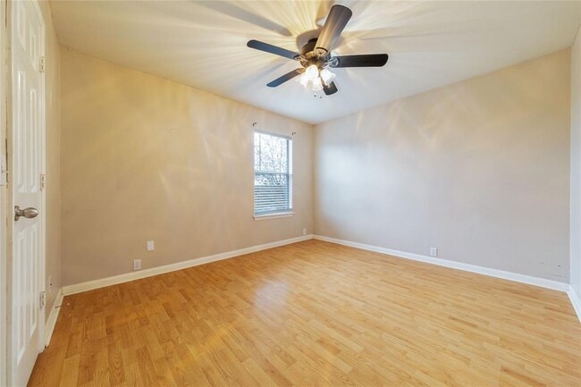 Building Photo - 1602 Gouda Ct